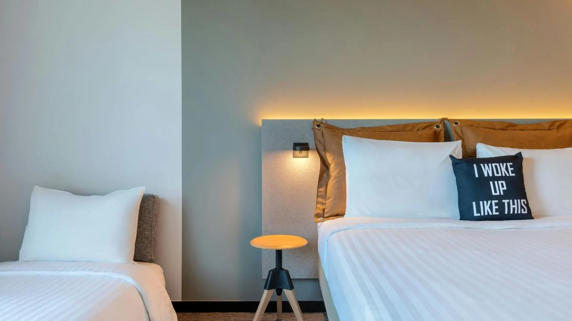 Moxy Antwerp Hotel