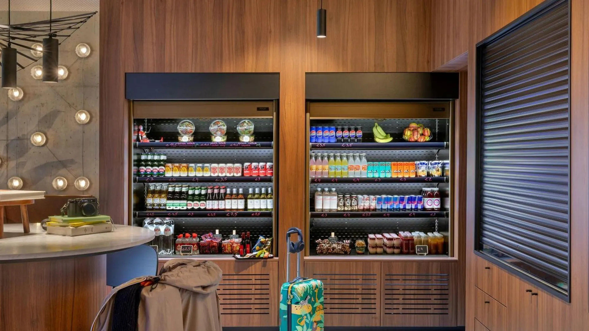 Moxy Antwerp Hotel