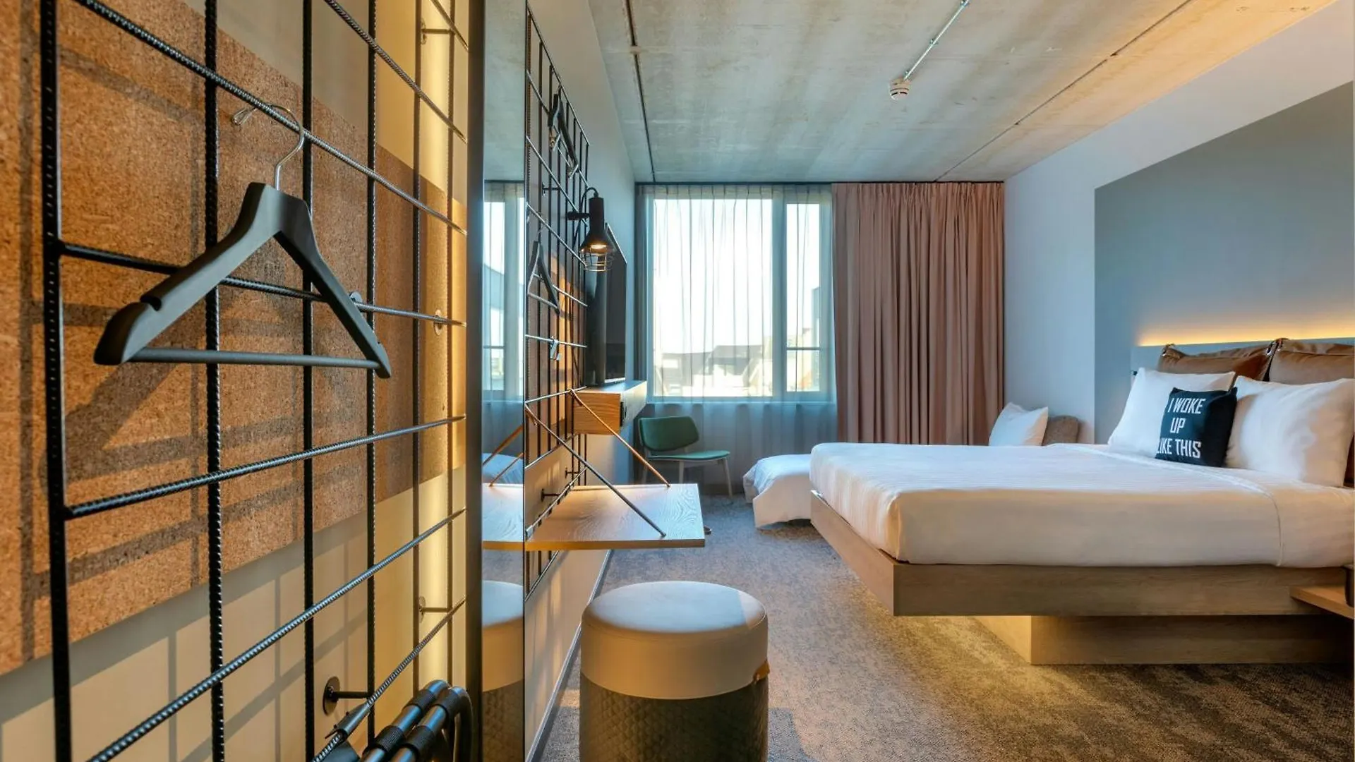 Moxy Antwerp Hotel