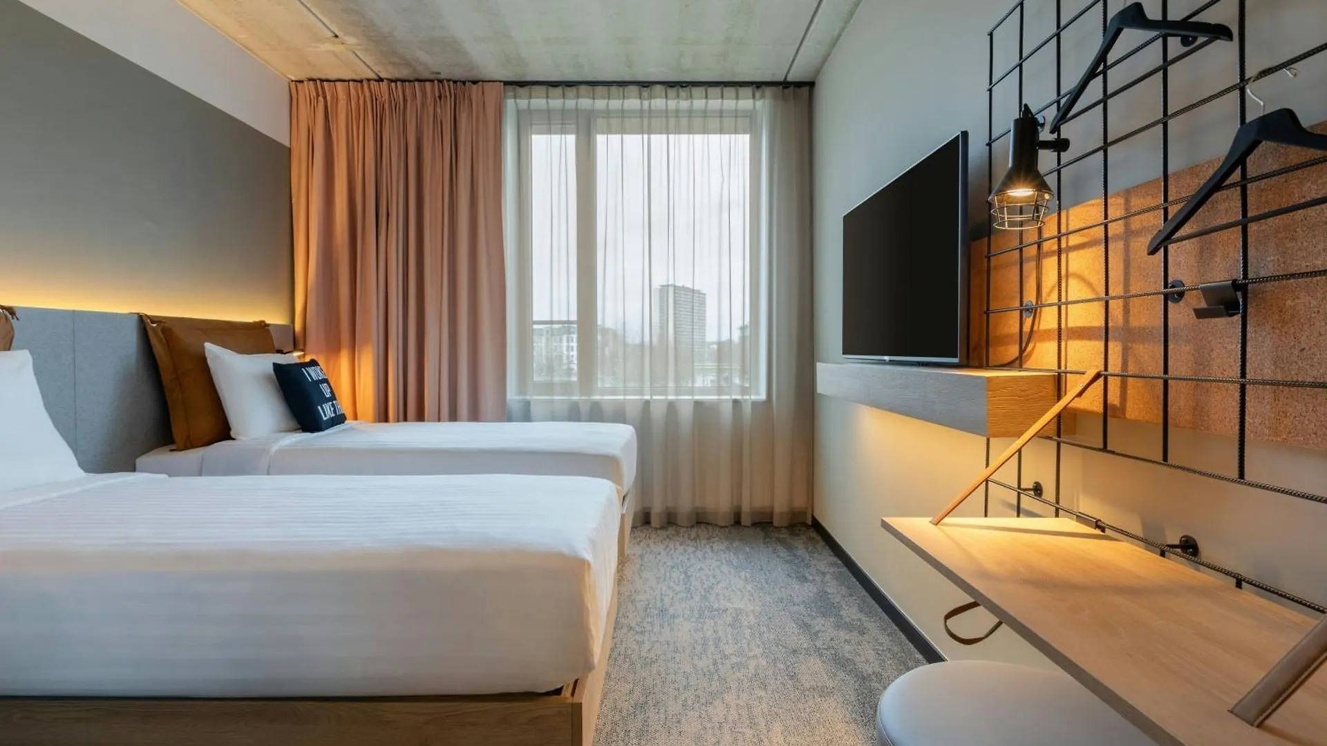 Moxy Antwerp Hotel