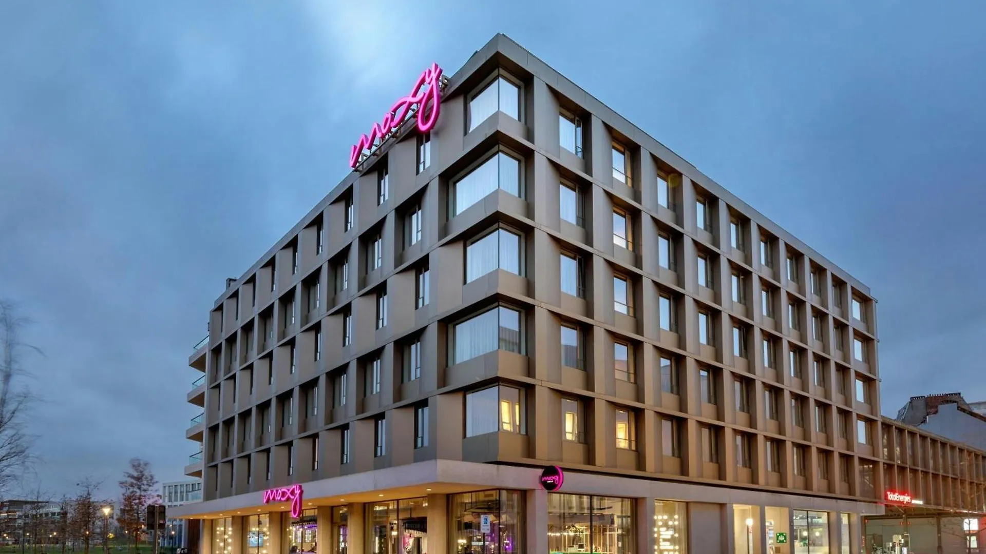Moxy Antwerp Hotel