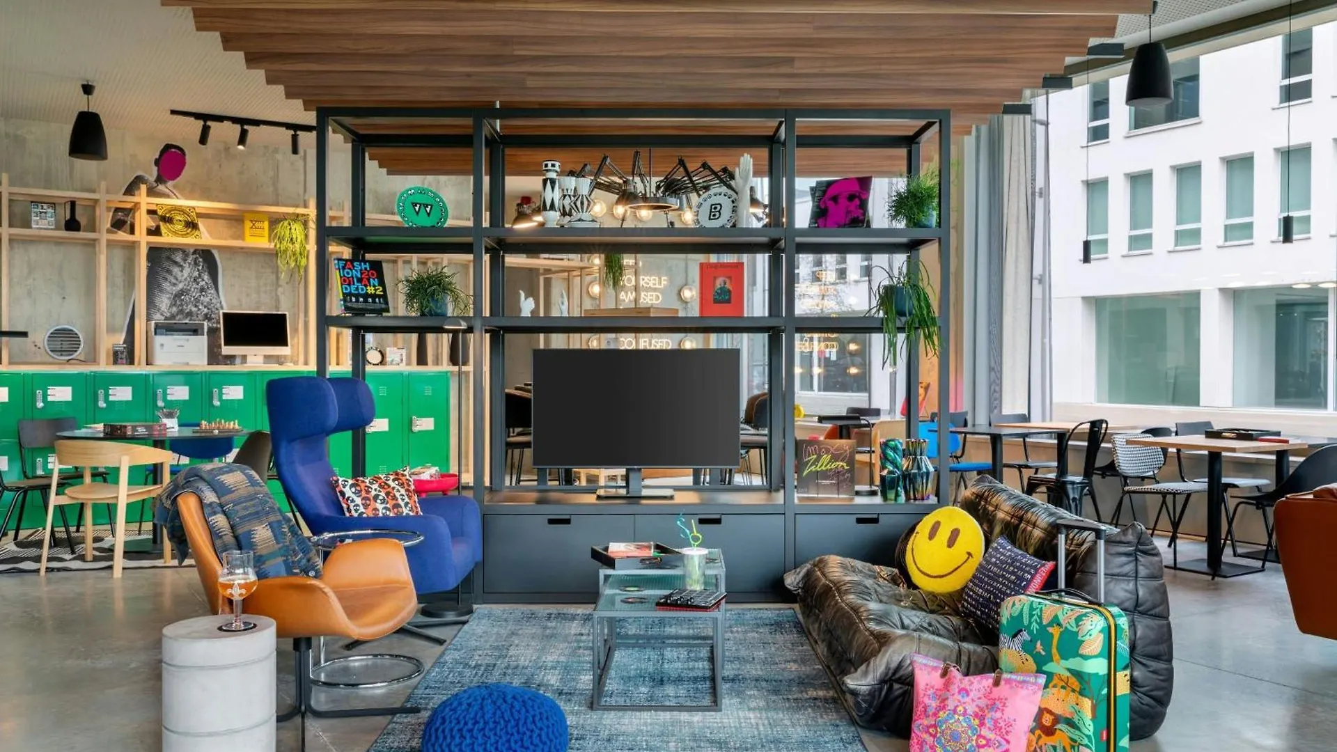 Moxy Antwerp Hotel
